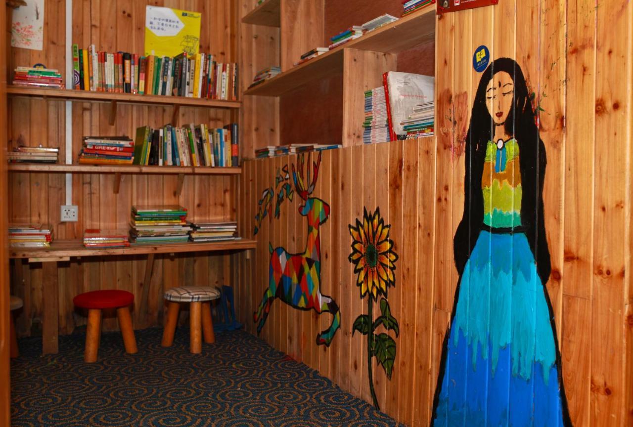 Dragon'S Den Hostel Lung-šeng Exteriér fotografie